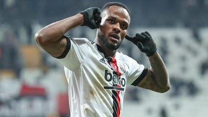 Cyle Larin, Beşiktaş'a veda etti: Beraber bir çok şeyi başardık