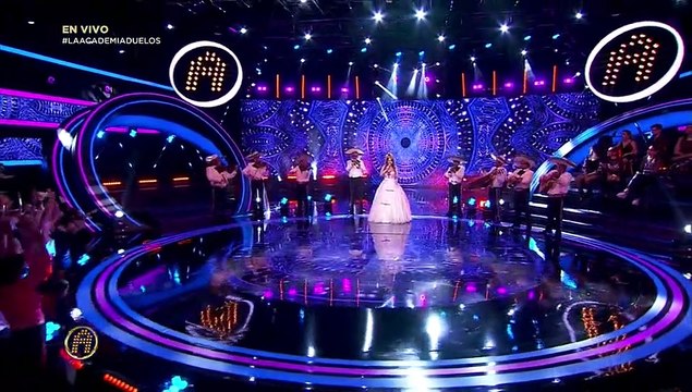 La Academia - Nadia Interpreta Amanecí En Tus Brazos