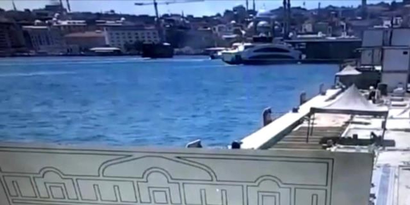 Son dakika 3. sayfa: İstanbul Boğazı'ndaki vapur kazası kamerada
