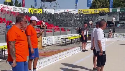 Le duel Roux/Éric pour l’ouverture du Mondial