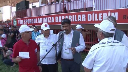 Kırkpınar cazgırı "Pele Bülent" aynı lakabı taşıdığı babasının izinden yürüyor