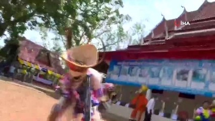 Tayland'da Phi Ta Khon Festivali başladı