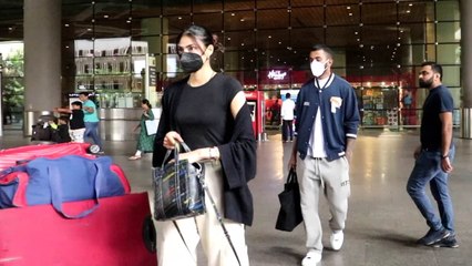 KL Rahul और Athiya Shetty एक दूसरे से दिखे गुस्सा, Airport पर हुए Spot | *Bollywood