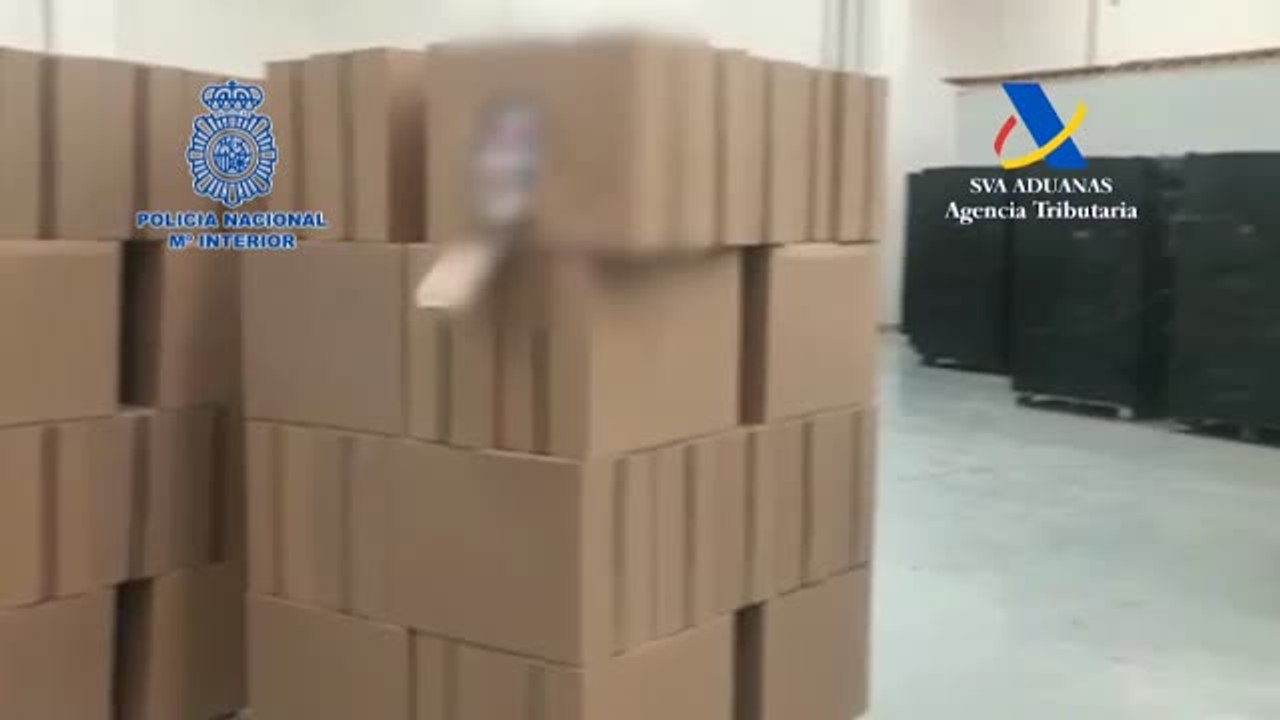 Desarticulada una organización criminal que gestionaba una fábrica itinerante de producción clandestina de tabaco