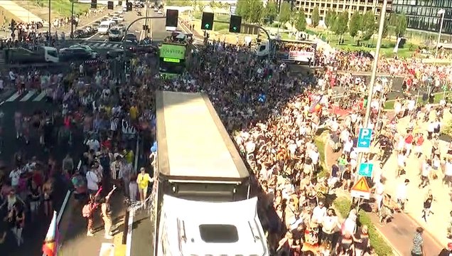 Pride Milano, Sala: Riconosceremo figli nati da coppie omogenitoriali. Parlamento non si è mosso