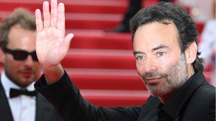 VOICI : "Je suis un peu agacé" : Anthony Delon s’emporte contre Michel Drucker après une question sur son père