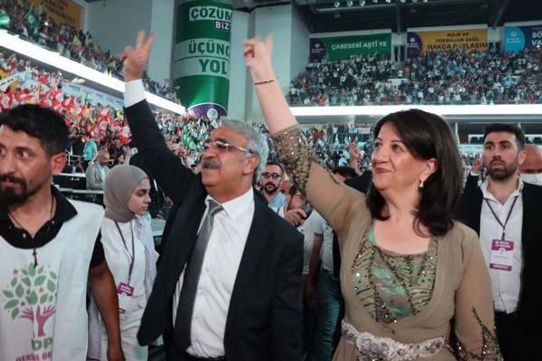 HDP'nin 5'inci Olağan Kongresi; eş başkanlar yeniden aday oldu