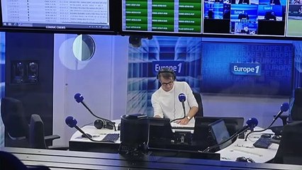 À la veille du remaniement, Macron à l'épreuve du feu