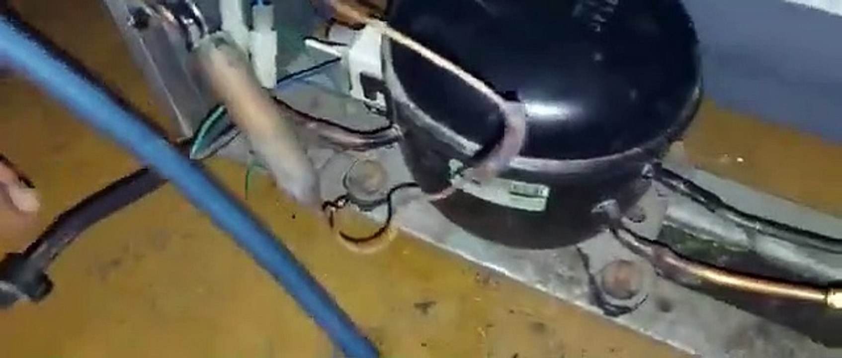 Cambio de evaporador de un frigobar