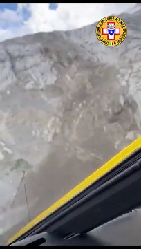 Un glacier s'est effondré dans les Alpes italiennes, faisant au moins cinq morts et huit blessés selon un premier bilan rapporté par les médias italiens.