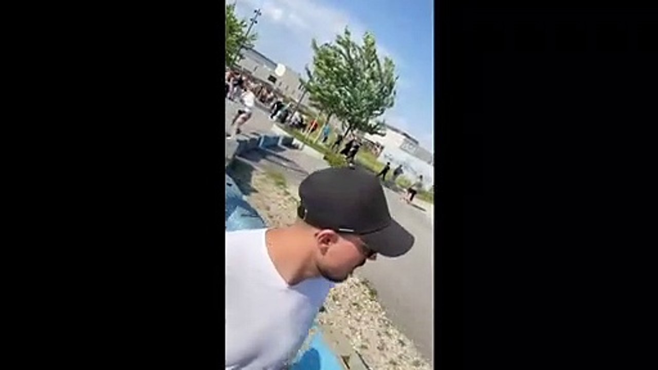 Plusieurs personnes touchées par des tirs dans un grand centre commercial à Copenhague au Danemark