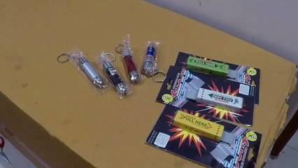 Unboxing and Review of Shocking Electric Prank Laser Light Keychain Gag Toy