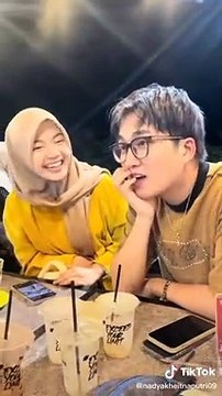 Cặp đôi hot TikToker Việt - Indonesia: Nối gót Đạt Villa, nhà gái là hot girl 2k4 nổi tiếng