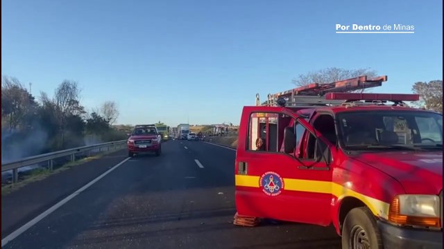 Grave acidente deixa duas pessoas mortas na BR-050, no Triângulo Mineiro