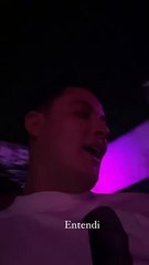 João Guilherme e Gabriela Versiani foram flagrados conversando ao pé do ouvido em festa