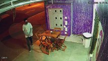 Câmera de segurança flagra ação de indivíduo roubando sorveteria no Bairro Presidente