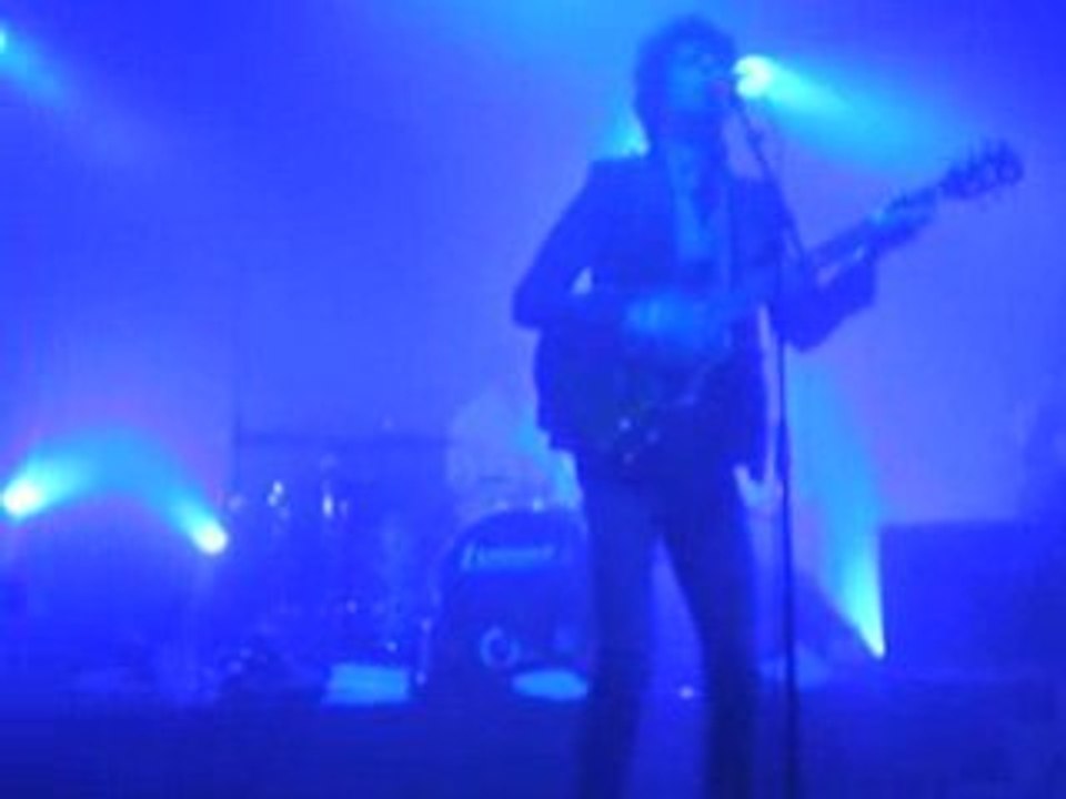 BB Brunes - BB Baise