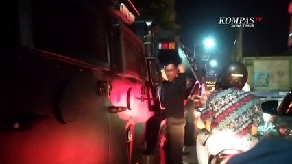 Tải video: Kabur ke Dalam Pesantren, Polisi Kembali Gagal Tangkap Tersangka Pencabulan Santri di Jombang