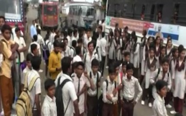 Amreli: છેલ્લા ત્રણ વર્ષથી બાળકોને નથી મળતી નિયમીત એસટી બસ, રોષે ભરાયેલા વિદ્યાર્થીઓએ કર્યું આંદોલન