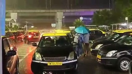 07 June 2022 | சென்னையில் நேற்றிரவு வெளுத்து வாங்கிய கனமழை - வீடியோ
