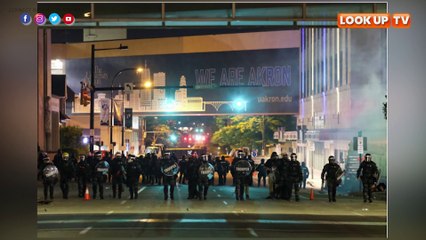 Several hundred protest in US after a release of a video showing a police killing a black man.