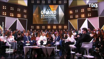 Claire Chazal prie Marc Lavoine de se taire dans Le Grand Échiquier