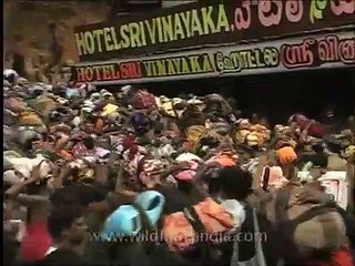 Heavy rush at Sabarimala temple precincts