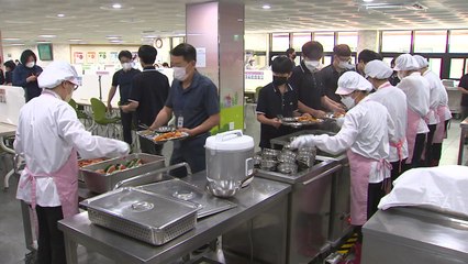 '고물가에 학교 급식 비상'...제주도 단가 24% 파격 인상 / YTN
