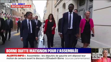 Elisabeth Borne entourée de ses Ministres se rend à l'Assemblée Nationale à pieds