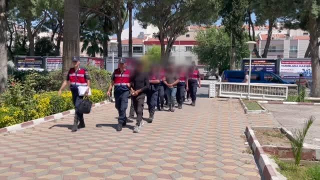 Yol verme kavgasında gözaltına alınan 8 kişi tutuklandı