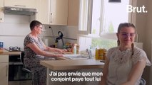 Atteinte de surdité, elle se bat pour garder ses aides