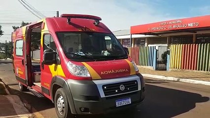 Criança fratura braço ao cair em escola no Guarujá