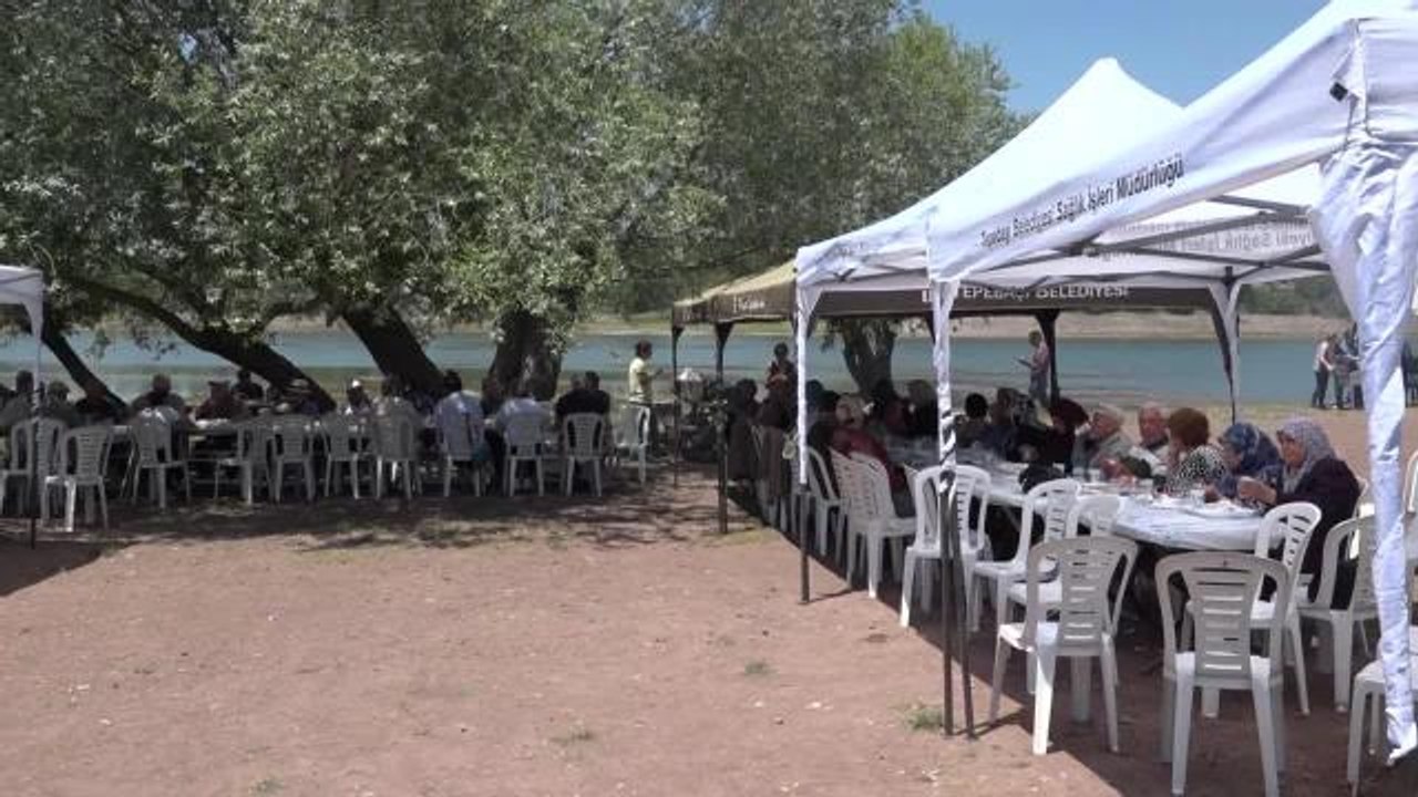 Son dakika haberleri: Tepebaşı Belediye Başkanı Ataç: "Büyüklerimizin Hakkı Hiçbir Zaman Ödenmez"