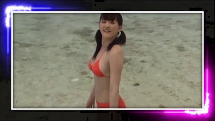 綾瀬はるかのビキニでスイカ割