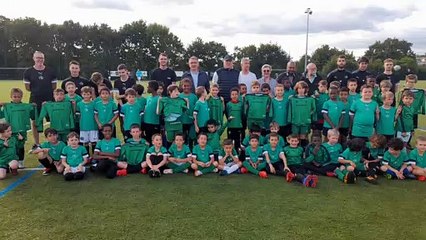 REMISE OFFCICIELLE DES MAILLOTS PUMA - INTERSPORT