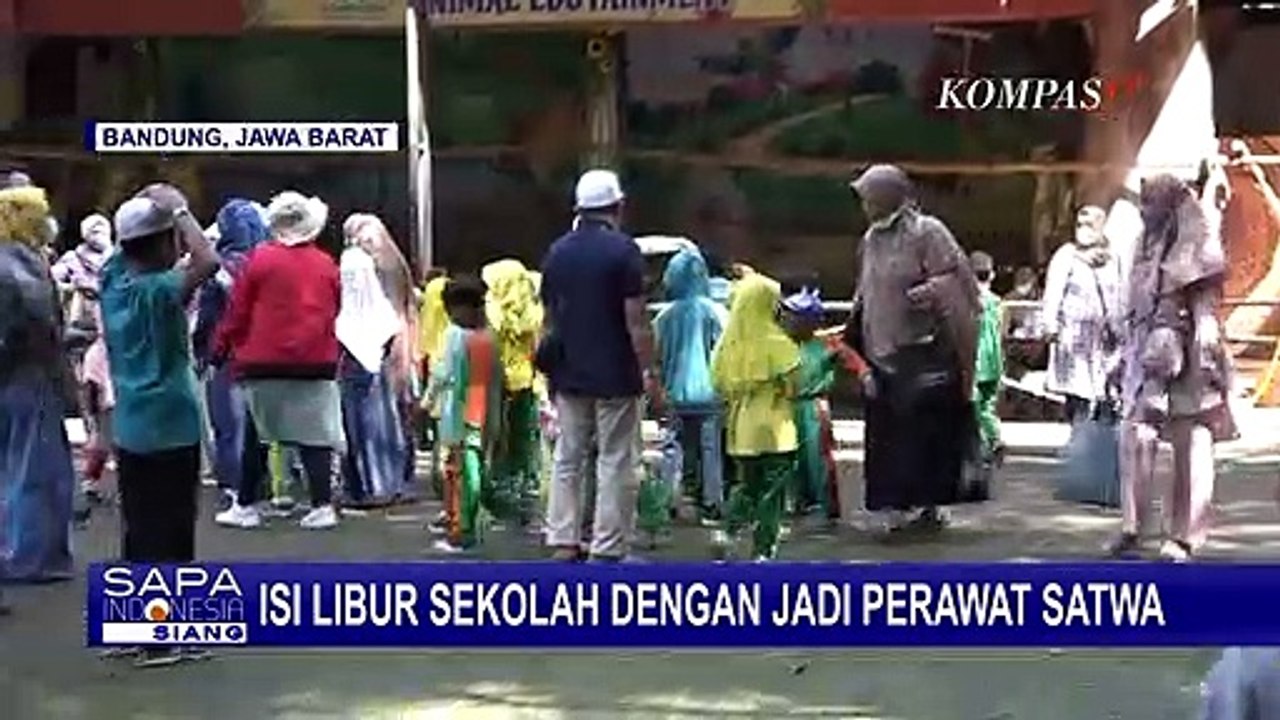 Sekelompok Siswa di Bandung Manfaatkan Libur Sekolah Jadi Perawat Satwa