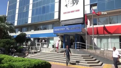 Son dakika haberleri | Menderes Belediyesi'ne 'ihaleye fesat' operasyonu: 27 gözaltı