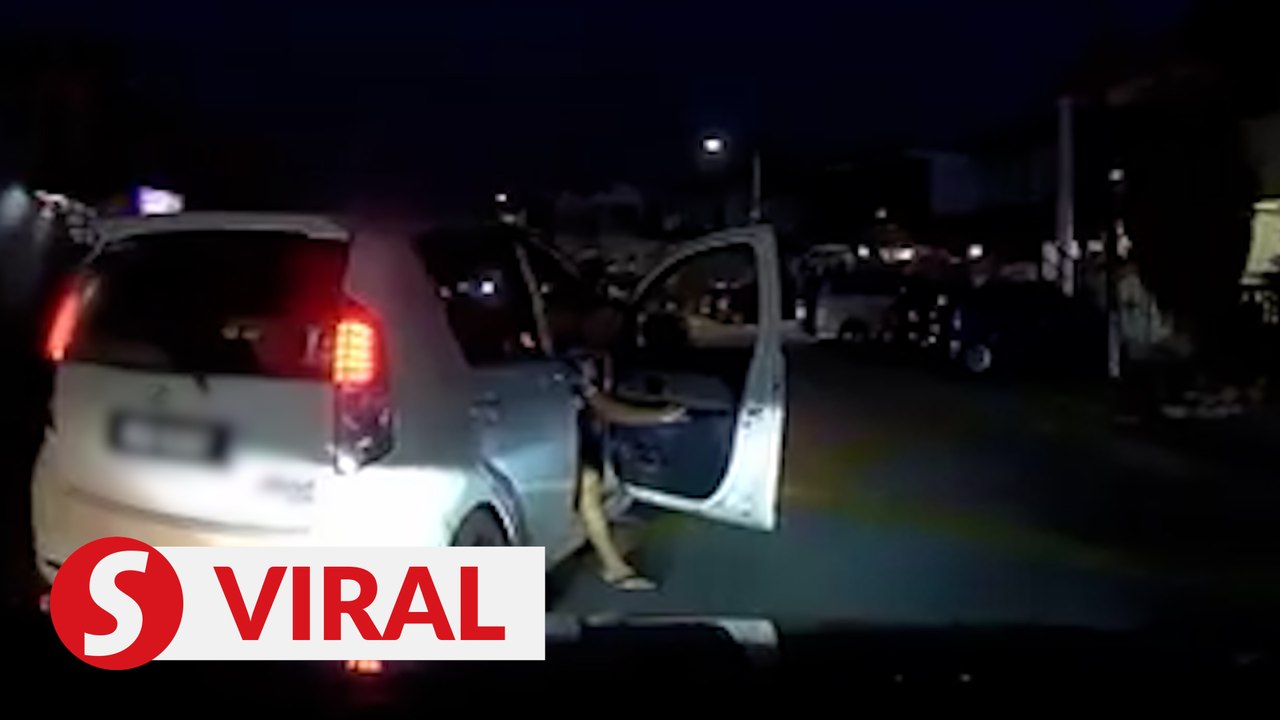 Cops tracking down suspect, dashcam owner in Selayang road rage incident