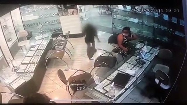 Furto em loja de jóias em shopping de Fortaleza
