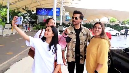 ANIL KAPOOR TRAVELLING TO LUCKNOW FOR THE PROMOTIONS OF JUGJUGG JEEYO