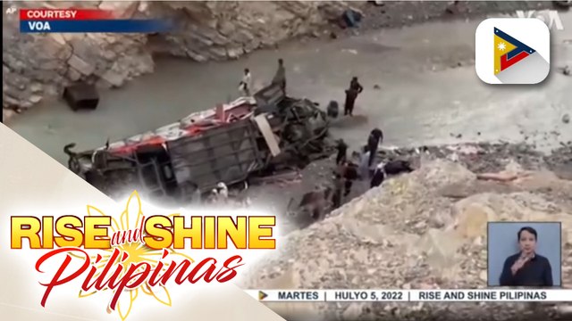 19 patay matapos mahulog sa bangin ang isang pampasaherong bus sa Pakistan