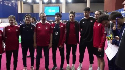 Bakan Kasapoğlu, Cezayir'de Tekvando Milli Takımı'nı ziyaret etti