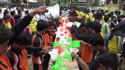 Rekor MURI Penyaring Kopi Terbanyak di Banda Aceh