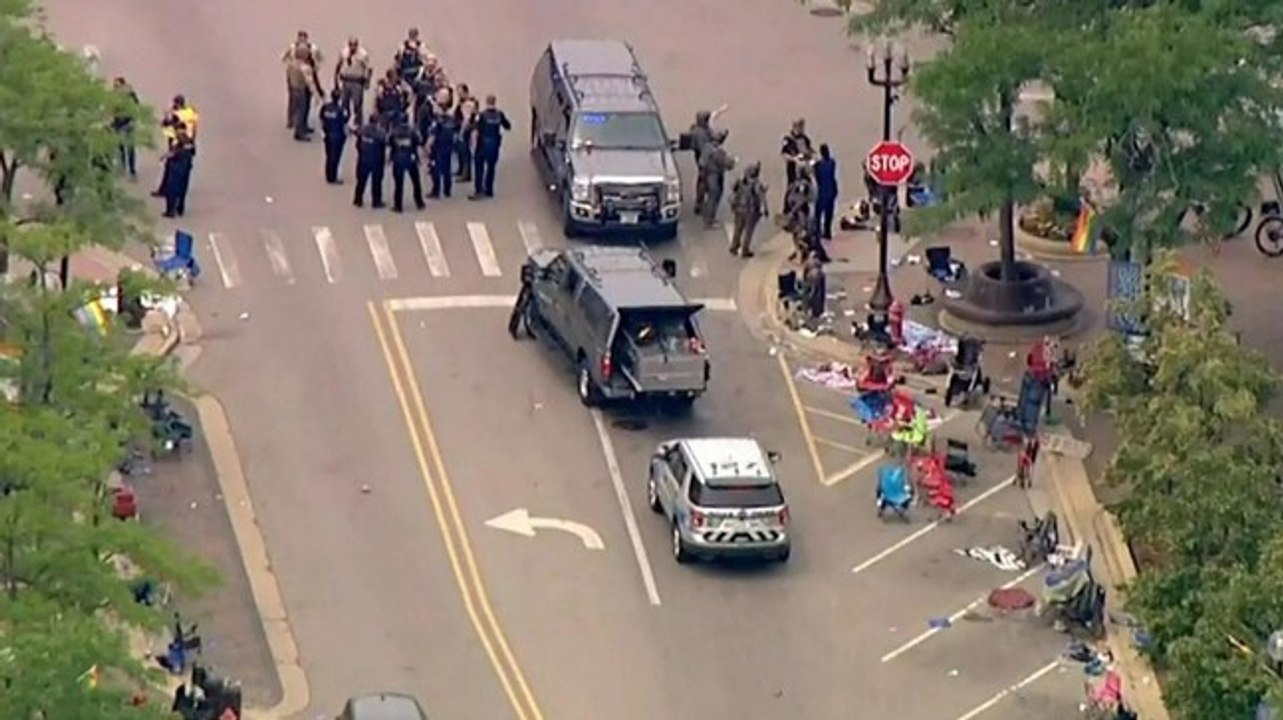 6 dead in shooting at US Independence Day parade in Chicago