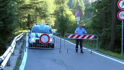 Planpincieux, riaperta la strada alle pendici del ghiacciaio: ma il rischio crolli resta elevato