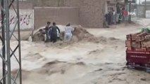 Pakistan’da şiddetli yağış: 7 ölü