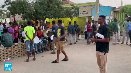 البرهان يعلن عدم مشاركة الجيش بالحوار الوطني