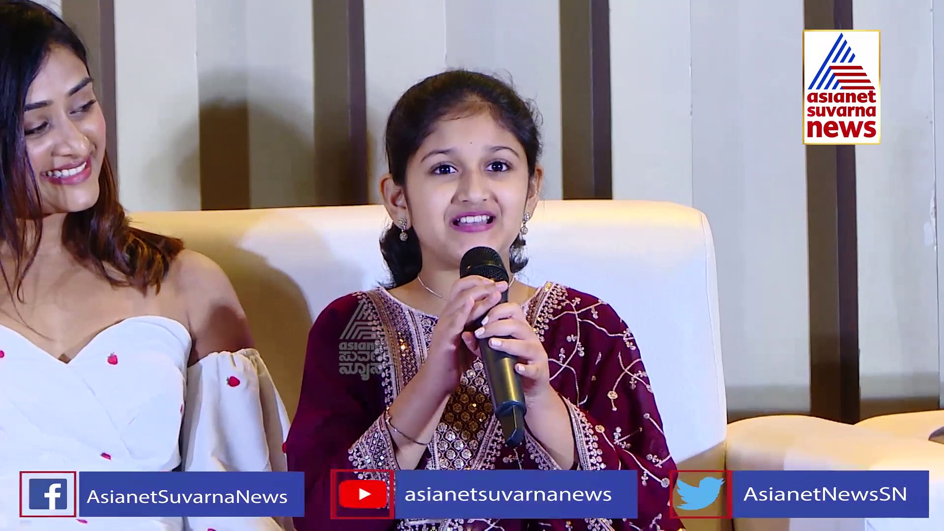 ಮೊಬೈಲಲ್ಲಿ ಸಿನಿಮಾ ನೋಡ್ಬೇಡಿ,ನನಗೆ ಪೈರಸಿ ಅಂದ್ರೆನೇ ಗೊತ್ತಿಲ್ಲ: ಶಾರ್ವರಿ