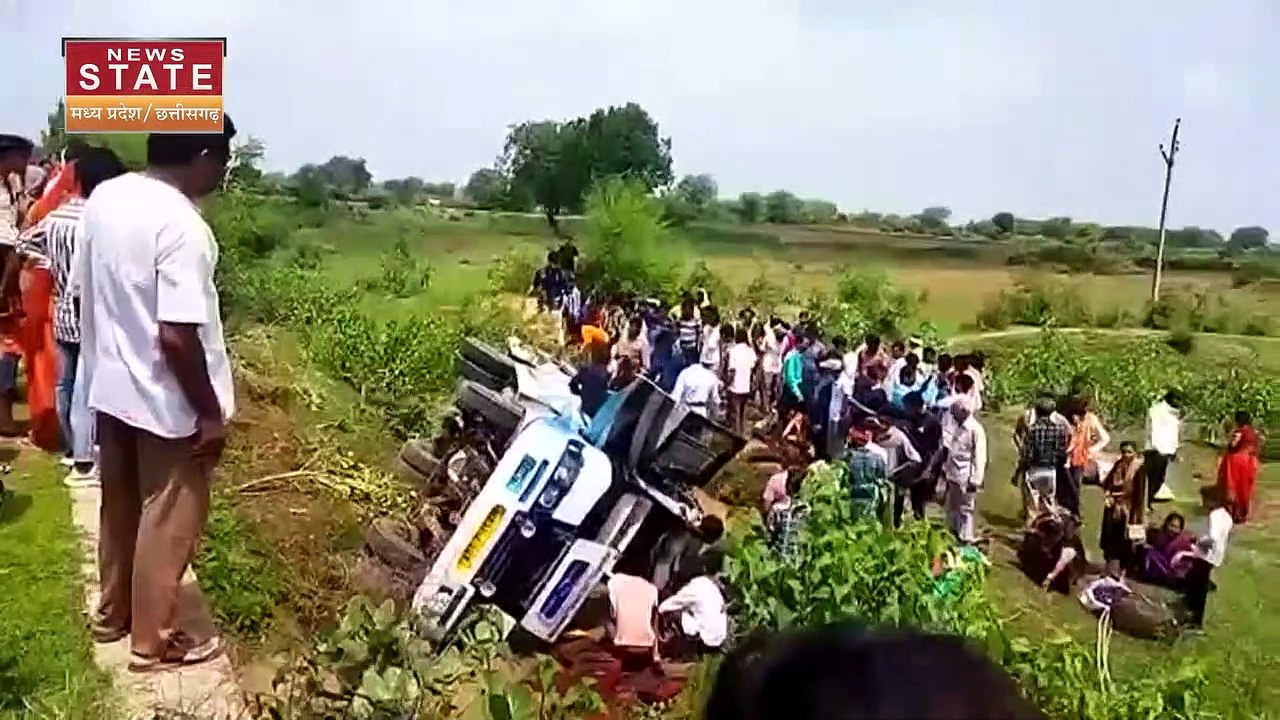 Panna Bus Accident News : पन्ना में यात्रियों स...