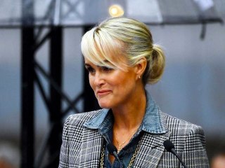 Laeticia Hallyday de nouveau hospitalisée : à Montpellier, elle a subi des examens tous particuliers !